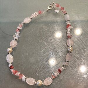 Elegant Pink and Silver Beaded Necklace with pearls